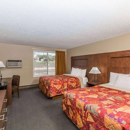 Days Inn By Wyndham Pierre Ngoại thất bức ảnh