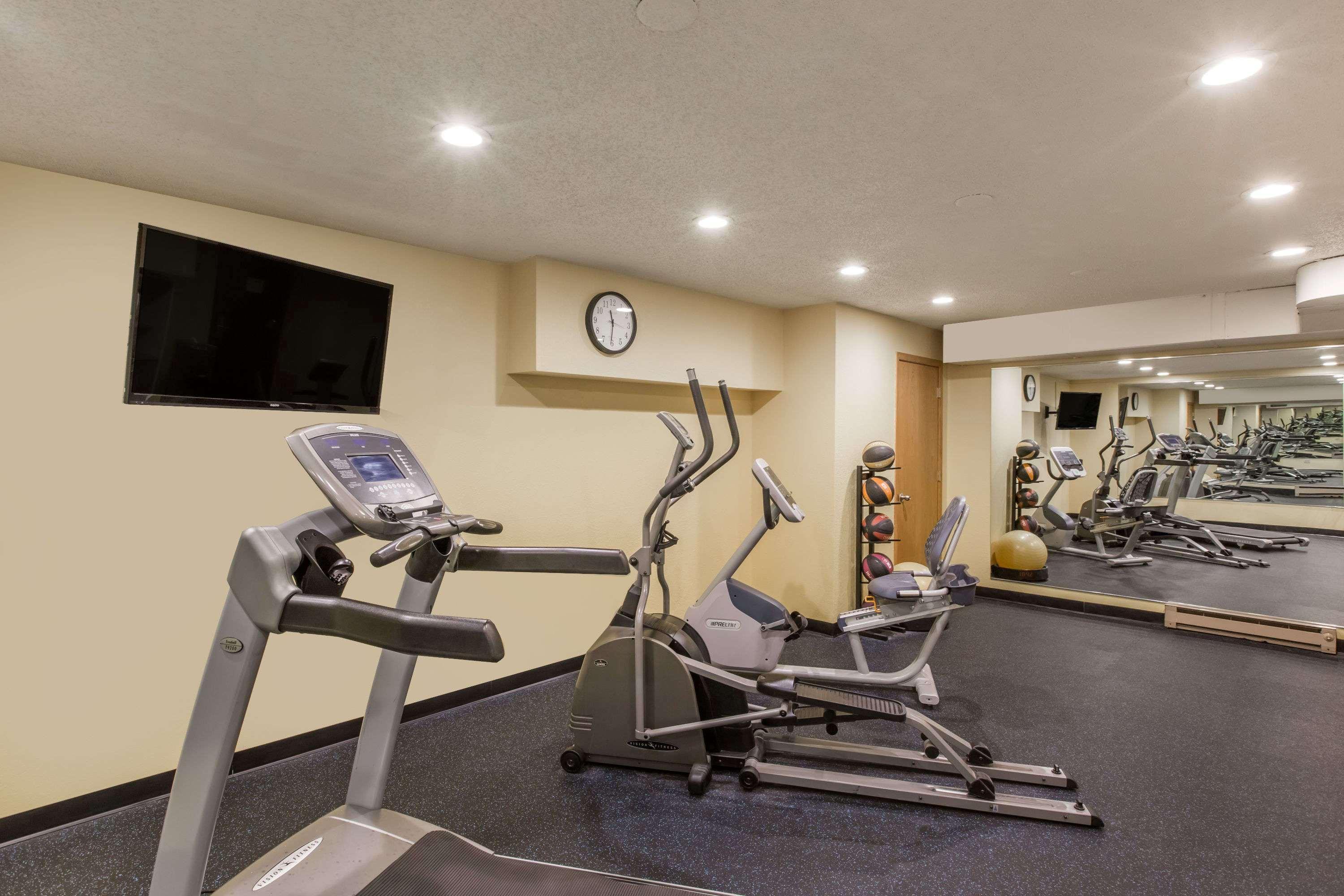 Days Inn By Wyndham Pierre Ngoại thất bức ảnh
